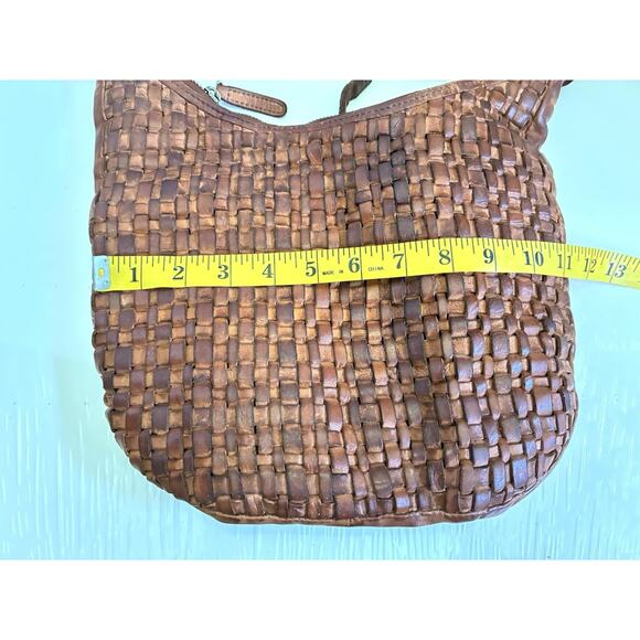 Vilenca Holland Genuine Woven Leather Shoulder Bag And Backpack Bag Chestnut - Picture 5 of 6